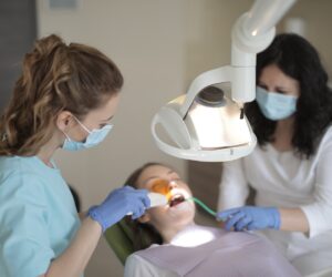 Cuidados Dentales Periódicos: La Clave para una Sonrisa Saludable